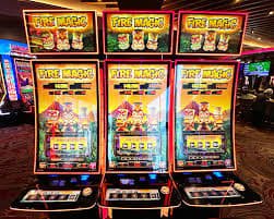 Studio live-dealer Push Gaming dengan dealer profesional dan kamera multi-sudut